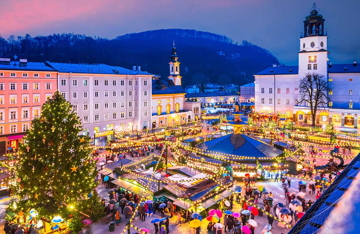 Christmas market at Cathedral Square Christkindlmarkt, Image by ecstk22, Shutterstock