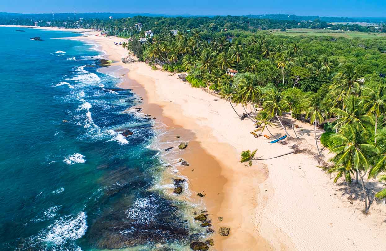 Tangalle beach in Sri Lanka, image by Marius Dobilas, Shutterstock